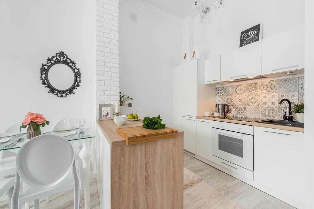 P&O Apartments Andersa Intraco Варшава Экстерьер фото