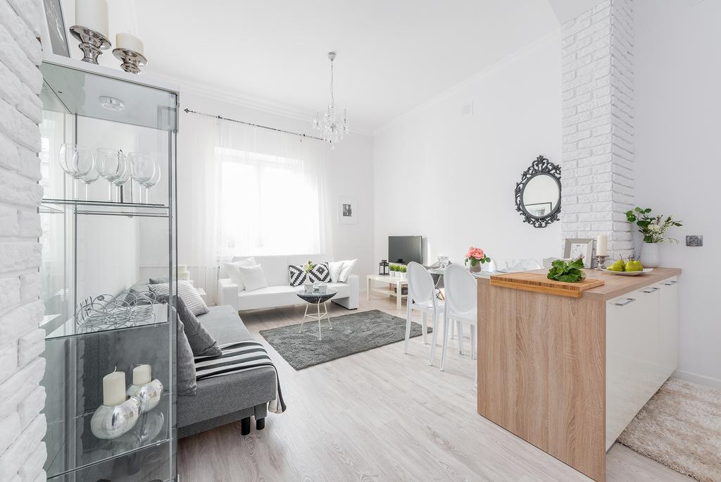 P&O Apartments Andersa Intraco Варшава Экстерьер фото
