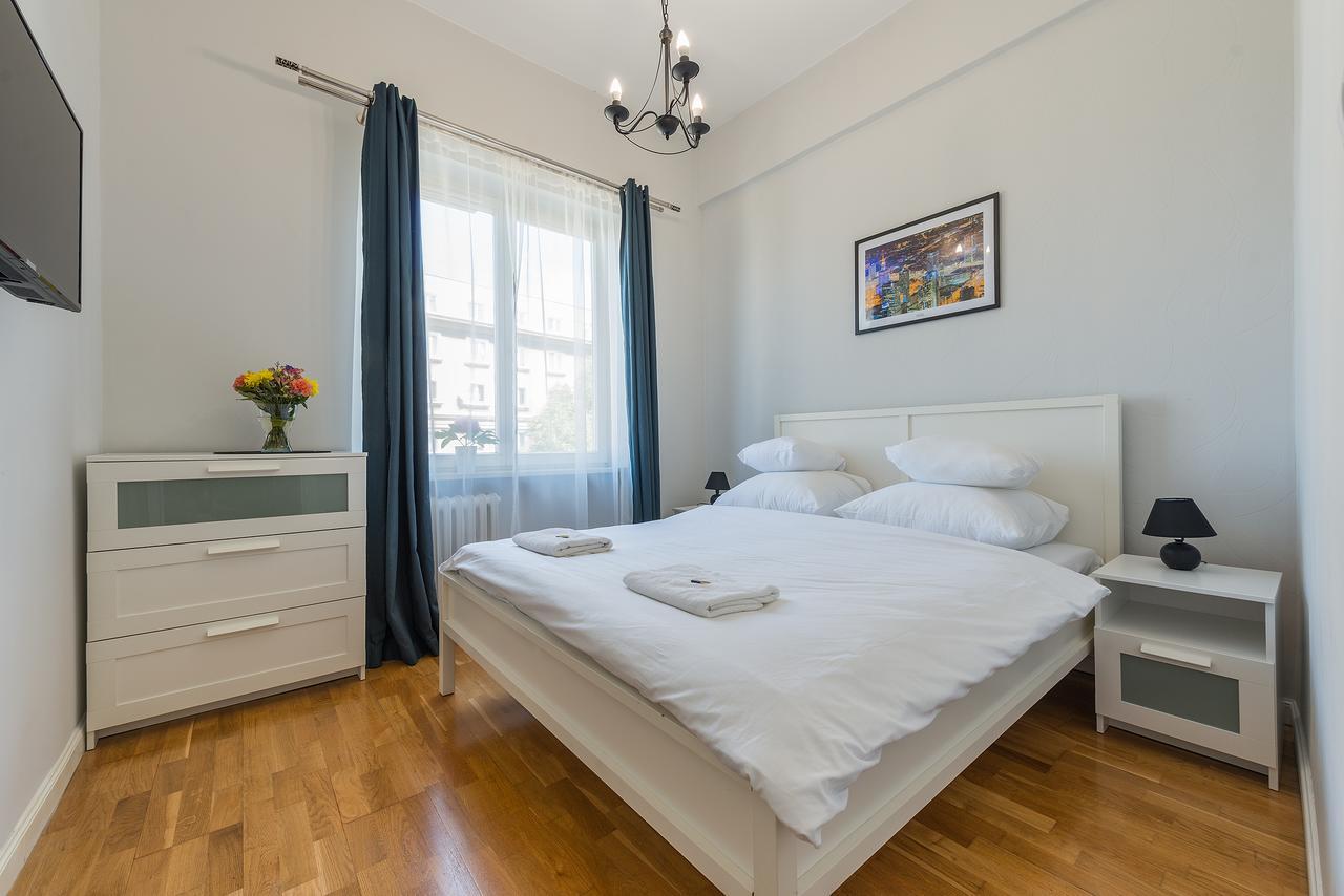 P&O Apartments Andersa Intraco Варшава Экстерьер фото